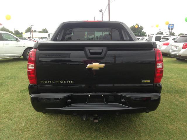 2008 Chevrolet Avalanche 400H