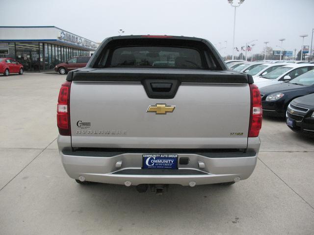 2008 Chevrolet Avalanche Unknown