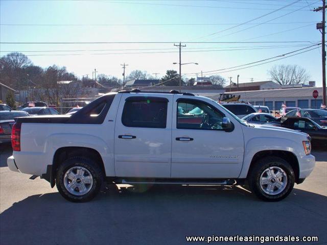 2008 Chevrolet Avalanche 2.0 Xtronic CVT SL