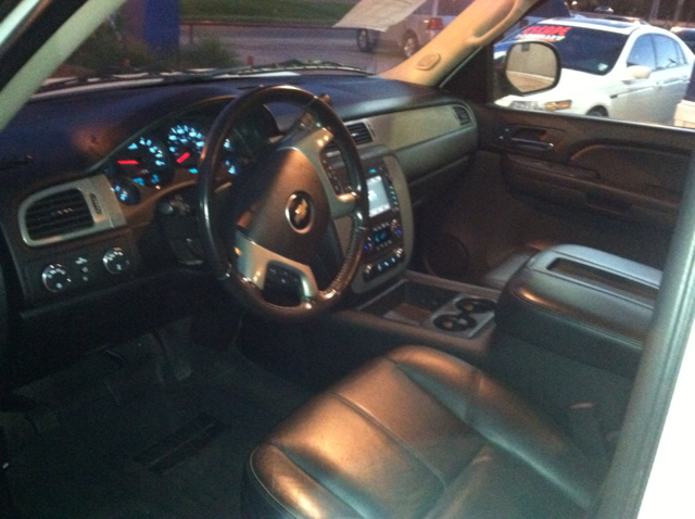 2009 Chevrolet Avalanche 2500 Utility