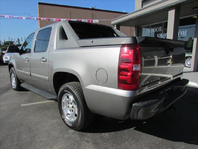 2009 Chevrolet Avalanche I Certified PRE Owned