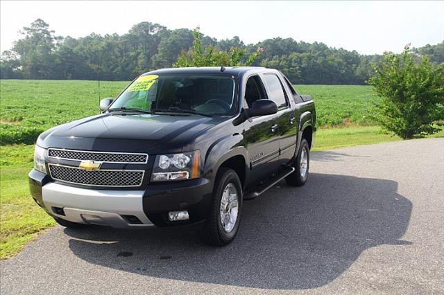2010 Chevrolet Avalanche Unknown
