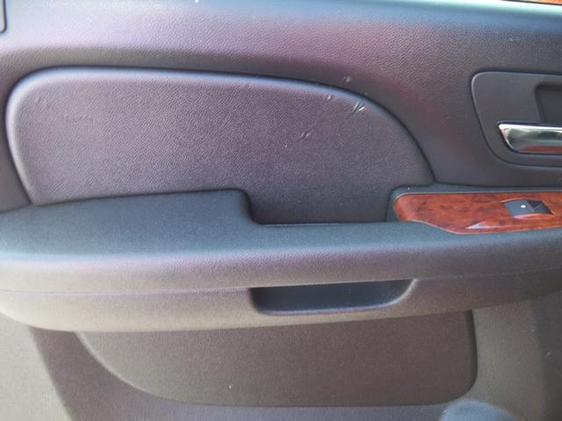 2011 Chevrolet Avalanche 4dr Sdn I4 CVT 2.5