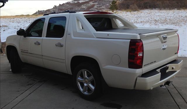 2012 Chevrolet Avalanche SLE SLT WT