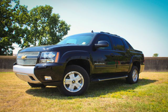 2012 Chevrolet Avalanche LS Z71 CREW 4X4