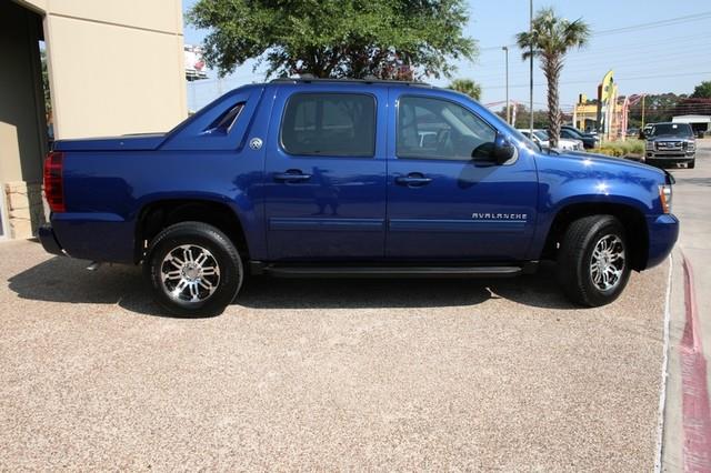 2013 Chevrolet Avalanche Touring W/nav.sys