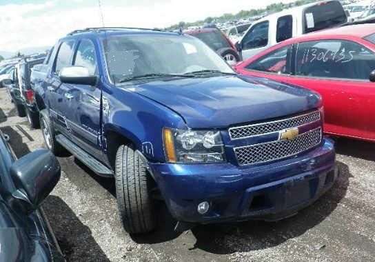 2013 Chevrolet Avalanche 4dr Sdn I4 CVT 2.5