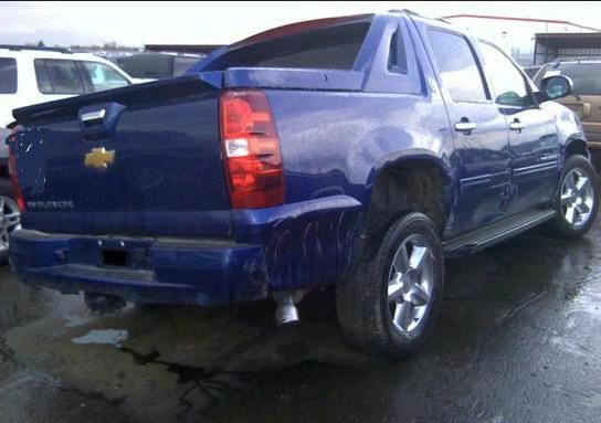 2013 Chevrolet Avalanche 4dr Sdn I4 CVT 2.5