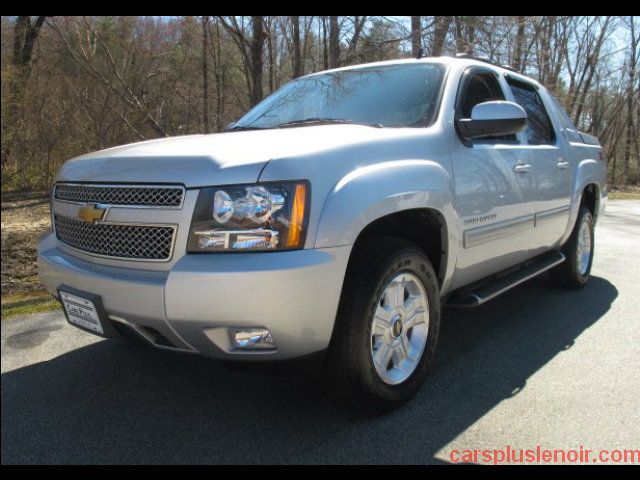 2013 Chevrolet Avalanche 4dr Sdn I4 CVT 2.5