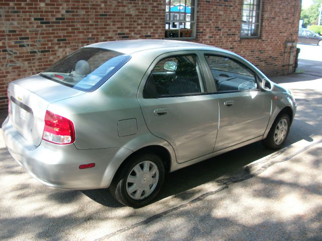 2004 Chevrolet Aveo 3.2 Sedan 4dr