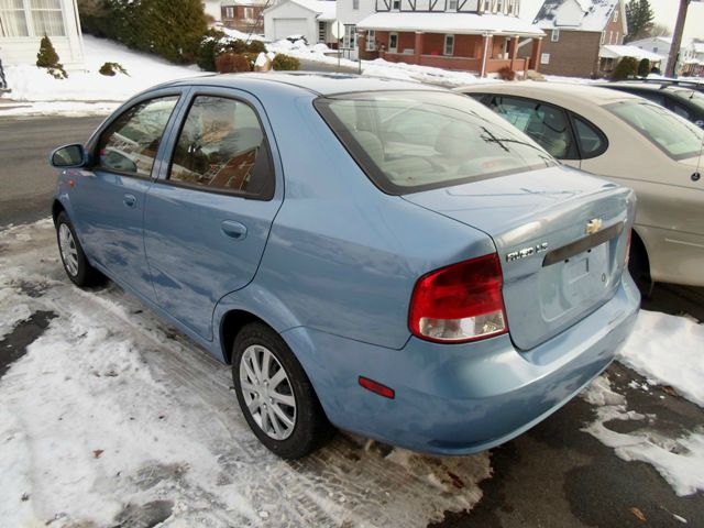 2004 Chevrolet Aveo Unknown