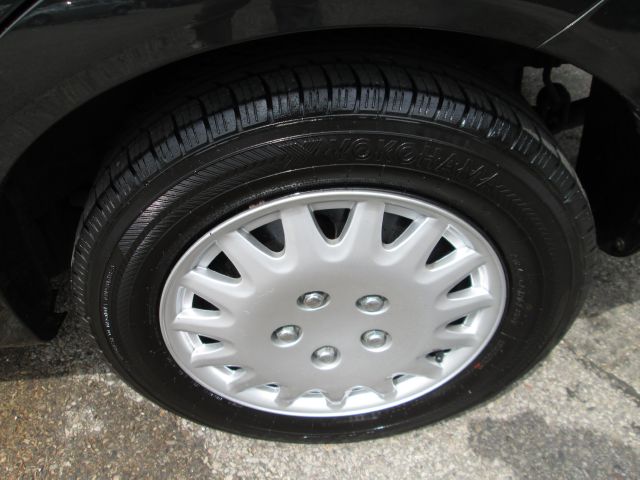 2004 Chevrolet Aveo Touring W/nav.sys