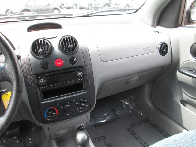 2004 Chevrolet Aveo Touring W/nav.sys
