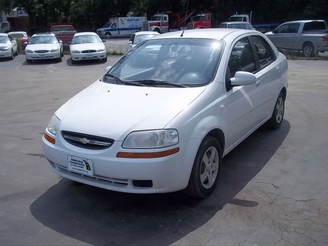 2005 Chevrolet Aveo LE With Leather