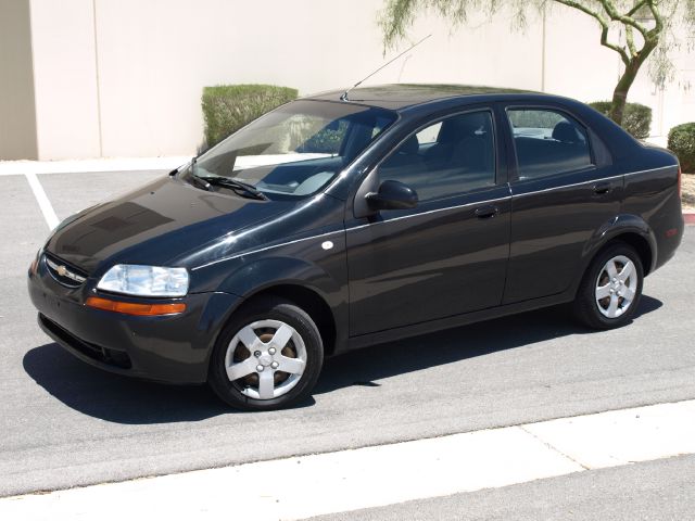 2005 Chevrolet Aveo LE With Leather