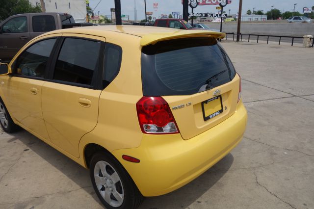 2005 Chevrolet Aveo SXT All Wheel Drive