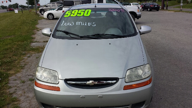 2005 Chevrolet Aveo LE With Leather