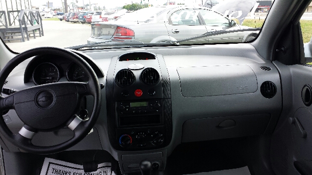 2005 Chevrolet Aveo LE With Leather