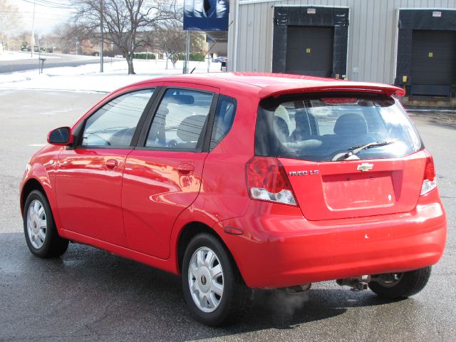 2005 Chevrolet Aveo SXT All Wheel Drive