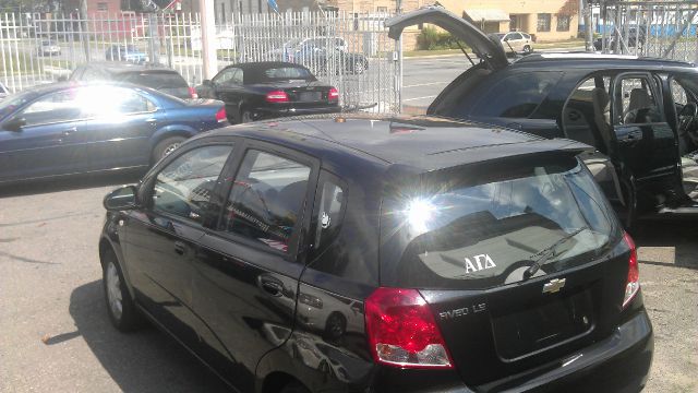 2005 Chevrolet Aveo SXT All Wheel Drive
