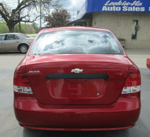 2006 Chevrolet Aveo Blk Ext With Silver Trin