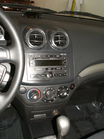 2007 Chevrolet Aveo Signature. Cypress Edition