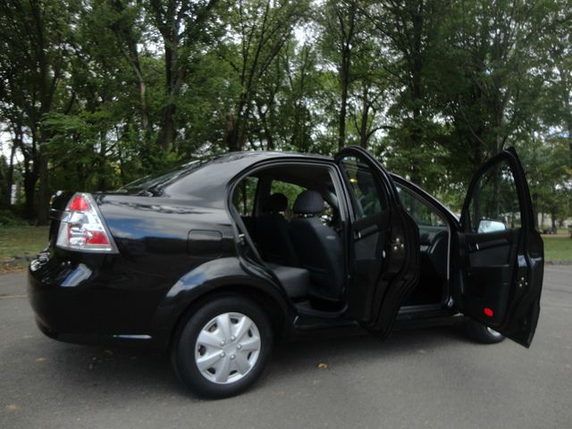2007 Chevrolet Aveo Limited Pickup 4D 5 1/2 Ft