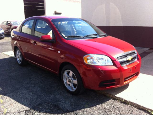 2007 Chevrolet Aveo Signature. Cypress Edition