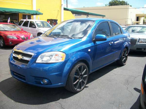 2008 Chevrolet Aveo Signature. Cypress Edition