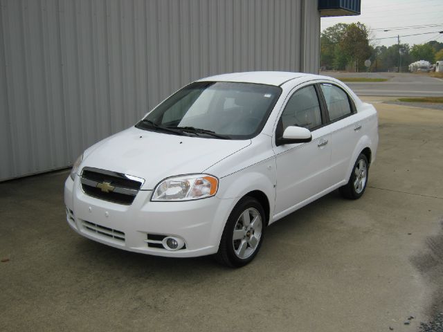 2008 Chevrolet Aveo Signature. Cypress Edition