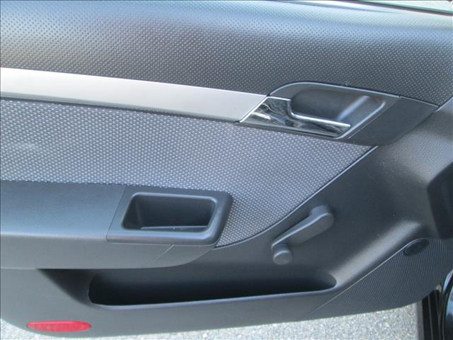 2010 Chevrolet Aveo 4dr Sdn I4 CVT 2.5