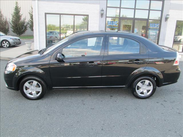 2010 Chevrolet Aveo 4dr Sdn I4 CVT 2.5