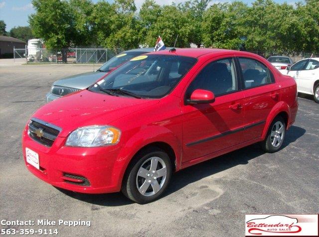 2010 Chevrolet Aveo 4dr Sdn I4 CVT 2.5