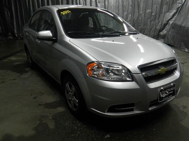 2011 Chevrolet Aveo 2dr Cpe Touring Auto