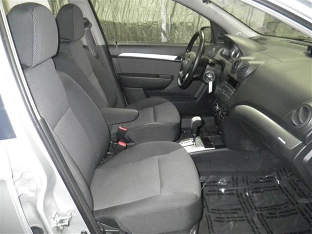 2011 Chevrolet Aveo 2dr Cpe Touring Auto