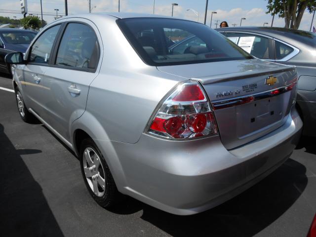 2011 Chevrolet Aveo SL1