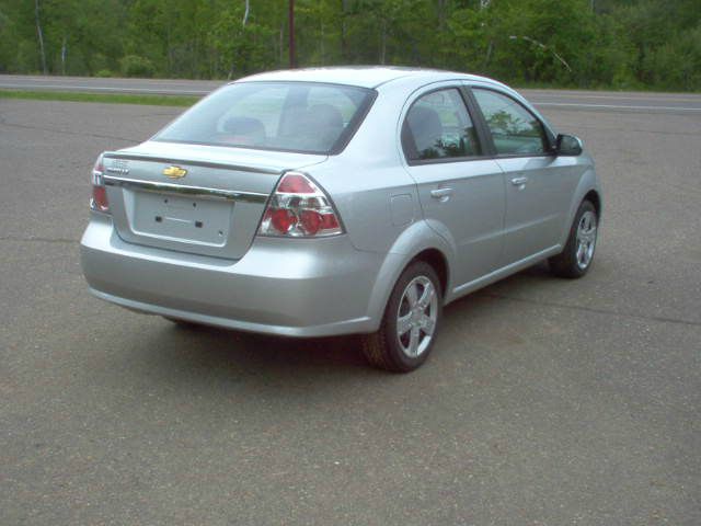 2011 Chevrolet Aveo Rally Stripe