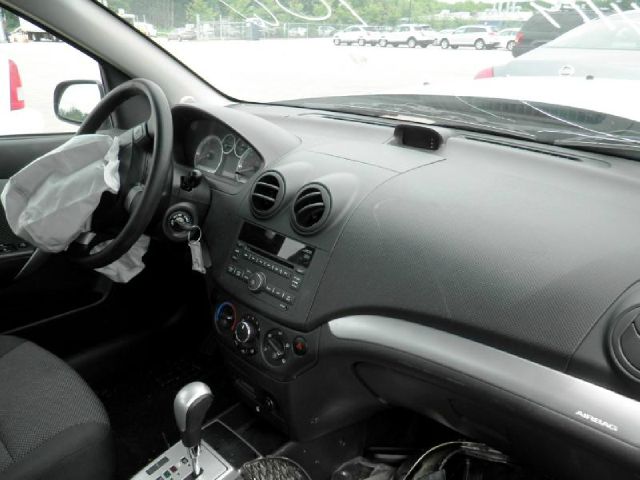 2011 Chevrolet Aveo Signature. Cypress Edition