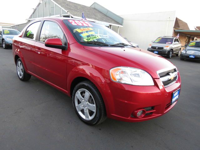 2011 Chevrolet Aveo Signature. Cypress Edition