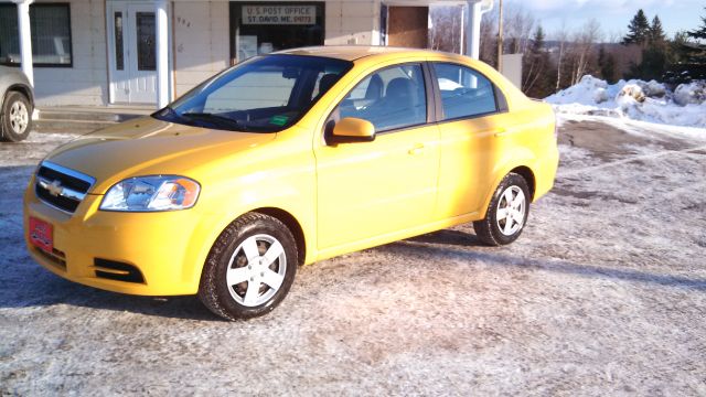 2011 Chevrolet Aveo Signature. Cypress Edition