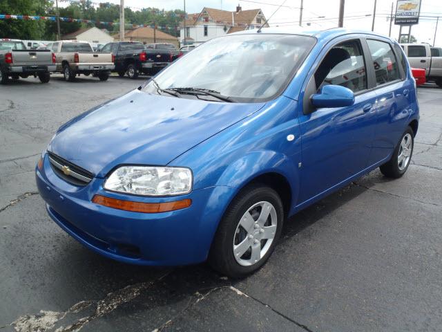 2008 Chevrolet Aveo5 4WD Crew Cab 143.5 LT W/1lt