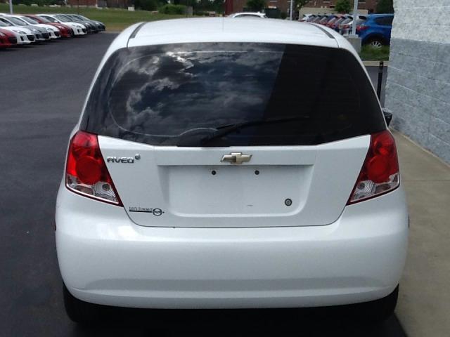 2008 Chevrolet Aveo5 4WD Crew Cab 143.5 LT W/1lt