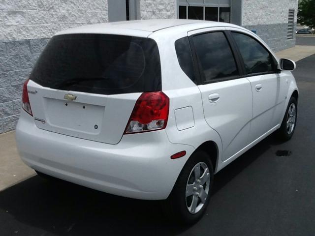 2008 Chevrolet Aveo5 4WD Crew Cab 143.5 LT W/1lt