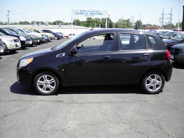 2009 Chevrolet Aveo5 4dr Sdn 3.0L Luxury 4matic AWD