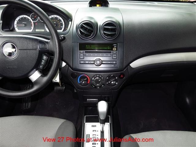 2009 Chevrolet Aveo5 Leather - Sunroof