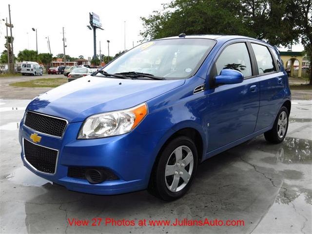 2009 Chevrolet Aveo5 Leather - Sunroof