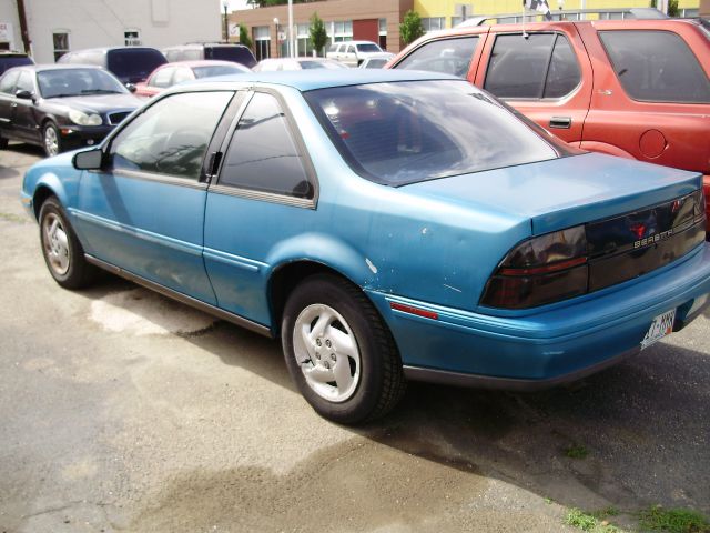 1994 Chevrolet Beretta Base