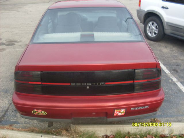 1995 Chevrolet Beretta Base