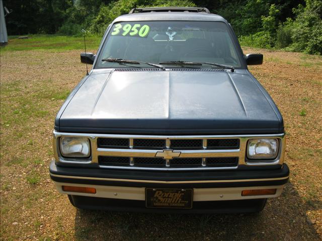 1993 Chevrolet Blazer 2WD Crew Cab 126.0 SLE2 Truck