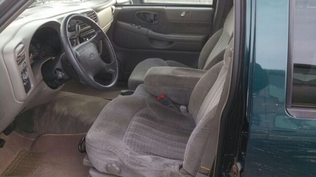 1998 Chevrolet Blazer XLT 2WD